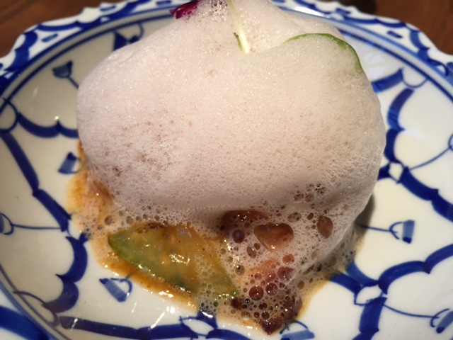 Pulpo, llama y tomatillo
